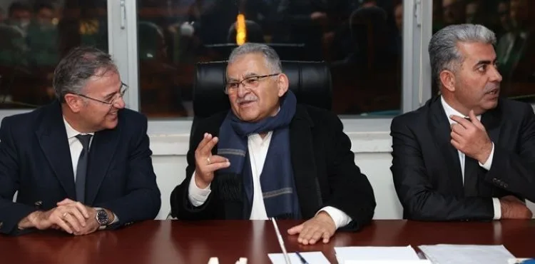 BAŞKAN BÜYÜKKILIÇ’TAN CUMHUR İTTİFAKI ORTAKLARININ HACILAR TEŞKİLATLARINA ZİYARET