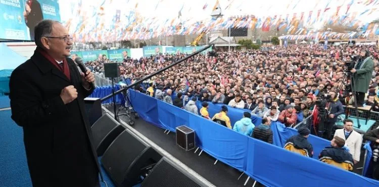 “BİZİM DERDİMİZ; MİLLET, BAYRAK, EZAN, BÖLÜNMEZ BÜTÜNLÜK”