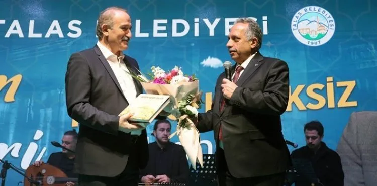 TALAS'TA MEHMET KEMİKSİZ GÖNÜLLERE DOKUNDU