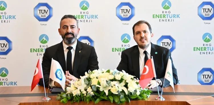 Türkiye’de ve Elektrikli Araç Şarj İstasyonu Sektöründe Bir İlk!