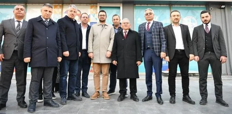 BAŞKAN BÜYÜKKILIÇ, KÜTÜPHANELER HAFTASI’NDA GENÇLERE BİR KÜTÜPHANE DAHA HEDİYE ETTİ