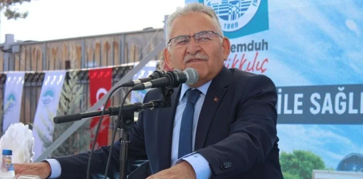Başkan Büyükkılıç: “Etrafa bakıyoruz ki herkes Millî Görüşçü olmaya başlamış”