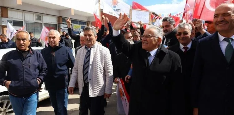 BAŞKAN BÜYÜKKILIÇ, “HAZIR VE KARARLI” OLAN FELAHİYE’YE VERDİĞİ KOMBİ SÖZÜNÜ TUTTU