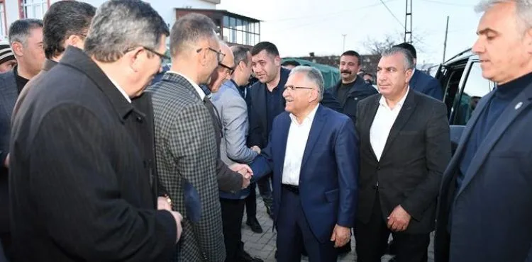 BÜNYAN AKMESCİT’TE İFTAR YAPAN BÜYÜKKILIÇ: “GÜÇLÜ BİR AİLEYİZ, BİZ CUMHURUZ”