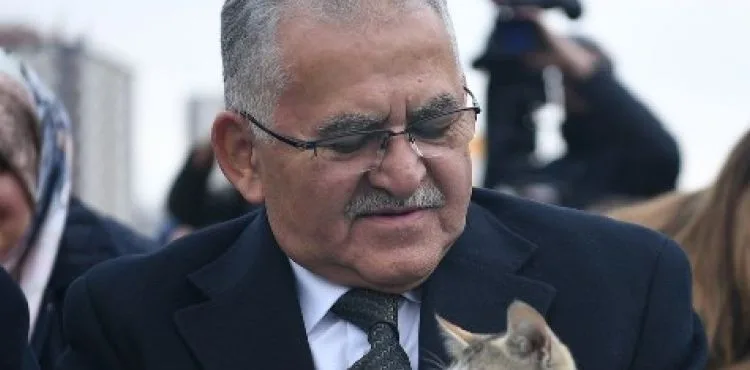 BAŞKAN BÜYÜKKILIÇ, DİLSİZ DOSTLARA HER DAİM SAHİP ÇIKIYOR