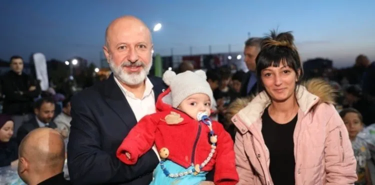 BAŞKAN ÇOLAKBAYRAKDAR, “HEMŞEHRİLERİMİZLE RAMAZAN’IN GÜZELLİKLERİNİ PAYLAŞIYORUZ”