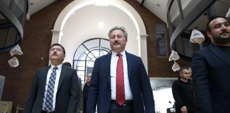 VALİ GÖKMEN ÇİÇEK VE BAŞKAN PALANCIOĞLU ÇARŞI MERLİKGAZİ’Yİ İNCELEDİ