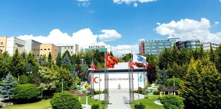 Kayseri Üniversitesi, İşgücü Piyasalarında İhtiyaç Duyulan Alanlarda Eğitim Veriyor