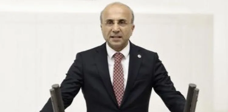 “KRİZİN SUÇLUSU VE SORUMLUSU, YILDA 1 KEZ ZAM YAPMAYI PLANLADIĞINIZ ASGARİ ÜCRETLE GEÇİNEN MİLYONLAR DEĞİLDİR”