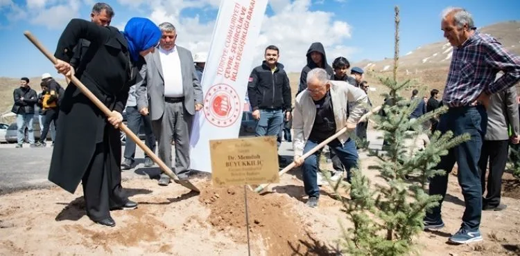 BAKANLIK VE BÜYÜKŞEHİR’İN “YEŞİL” PROJESİ İLE HAVA KİRLİLİĞİNİN AZALTILMASI İÇİN ÖNEMLİ BİR ADIM ATILDI