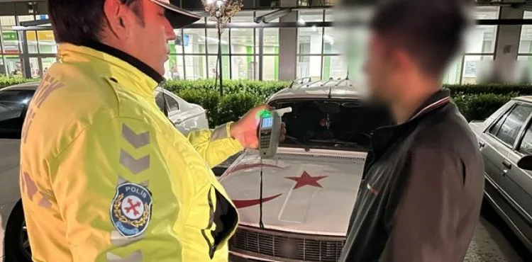 Yüksek ses müzikle çevreye rahatsızlık veren sürücüye cezai işlem uygulandı