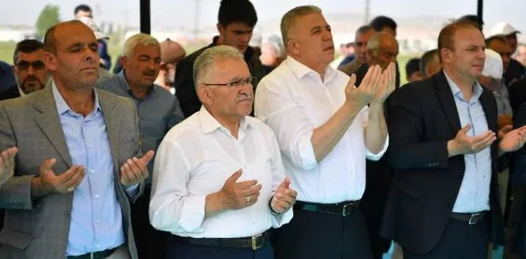 BAŞKAN BÜYÜKKILIÇ, HORSANA ÇAYIRI'NDA YAĞMUR VE ŞÜKÜR DUASINA KATILDI
