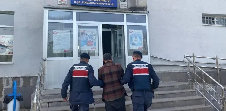 İhraç edilen ve kesinleşmiş hapis cezası bulunan şahıs yakalandı