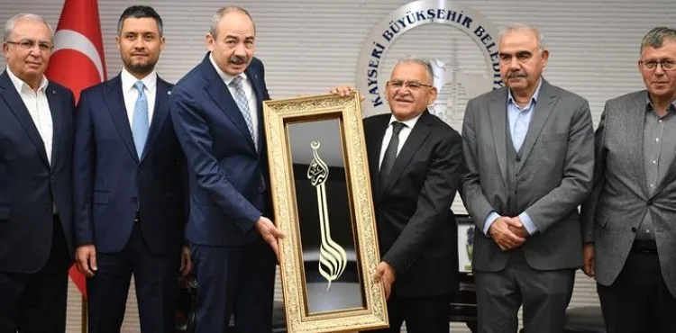 KTO HEYETİNİ AĞIRLAYAN BAŞKAN BÜYÜKKILIÇ’TAN “BİRLİK” VURGUSU