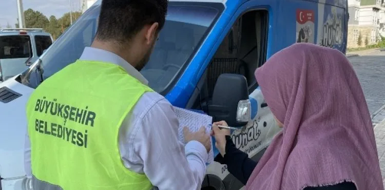BÜYÜKŞEHİR’DEN İHTİYAÇ SAHİBİ AİLELERE “220 TON SÜT” DESTEĞİ