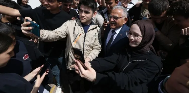 KAYSERİ BÜYÜKŞEHİR’DEN 18 MİLYON TL’LİK “EĞİTİM” DESTEĞİ