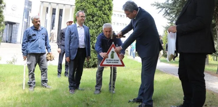 ERÜ’de Gelengi Besleme Etkinliği Düzenlendi