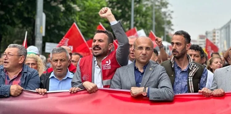 CHP’li Ünalmış’tan Vekil Özsoy’a cevap: “İki yüzlü siyaset deyince akla AK Parti gelir”