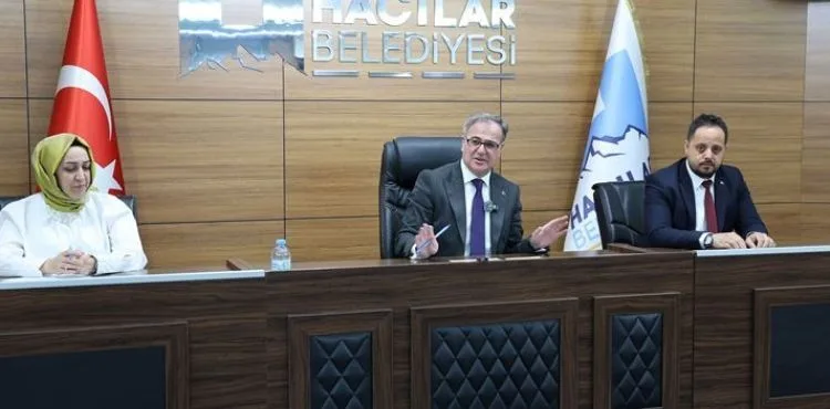 BAŞKAN ÖZDOĞAN’DAN YKS VE LGS ÖĞRENCİLERİNE MÜJDE