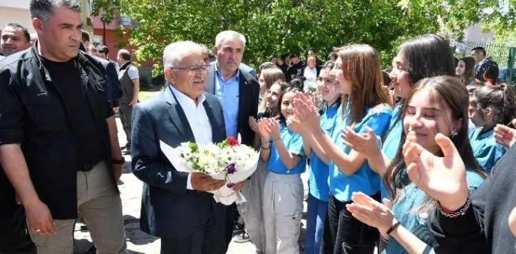 BAŞKAN BÜYÜKKILIÇ’TAN VALİ ÇİÇEK İLE BİRLİKTE “YAHYALI” ÇIKARMASI