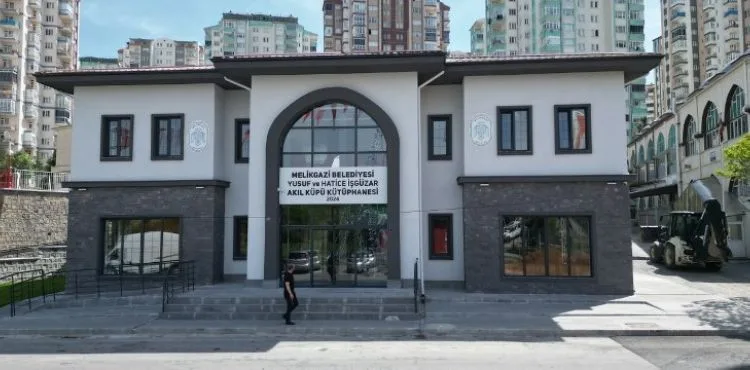 ŞİRİNTEPE AKIL KÜPÜ KÜTÜPHANESİ VE İKİNCİ BAHAR EVİ AÇILIYOR