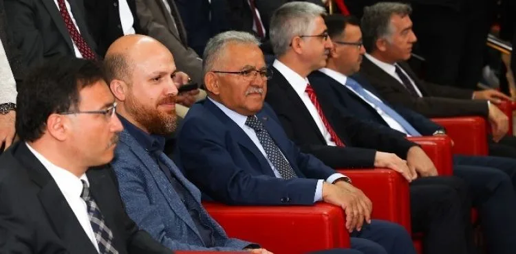 BAŞKAN BÜYÜKKILIÇ’TAN İMAM HATİPLİ ÖĞRENCİLERE: “BİZİM ONURUMUZSUNUZ”