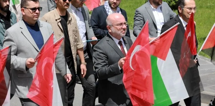 Kayseri Üniversitesi Mazlum Filistin Halkının Yanında