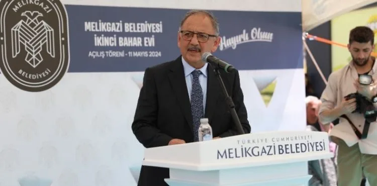 Bakan Özhaseki: “Hayır eğitime yapıldığı zaman daha kıymetli hale geliyor”
