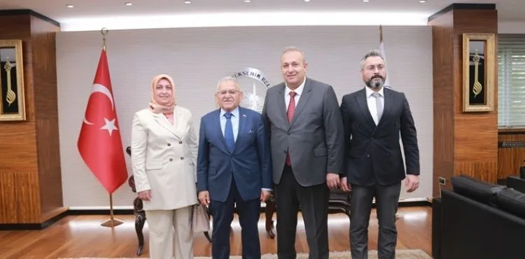 BAŞKAN BÜYÜKKILIÇ’A “VAKIF HAFTASI” ZİYARETİ