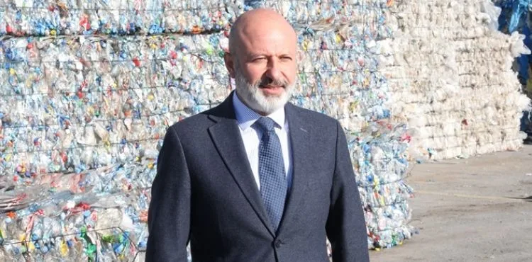 “GERİ DÖNÜŞÜMLE GELECEĞİ VE DOĞAYI KORUYORUZ”