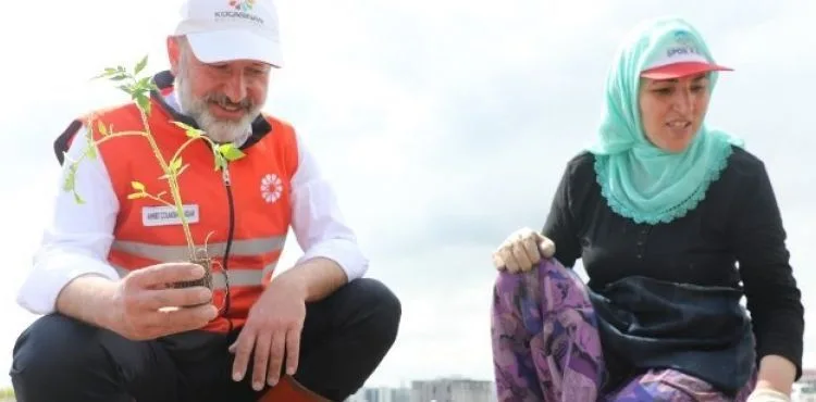BAŞKAN ÇOLAKBAYRAKDAR, “KOCASİNAN, ŞEHRİN MERKEZİNDE TARIMSAL ÜRETİMLE TÜRKİYE’YE MODEL OLDUK”