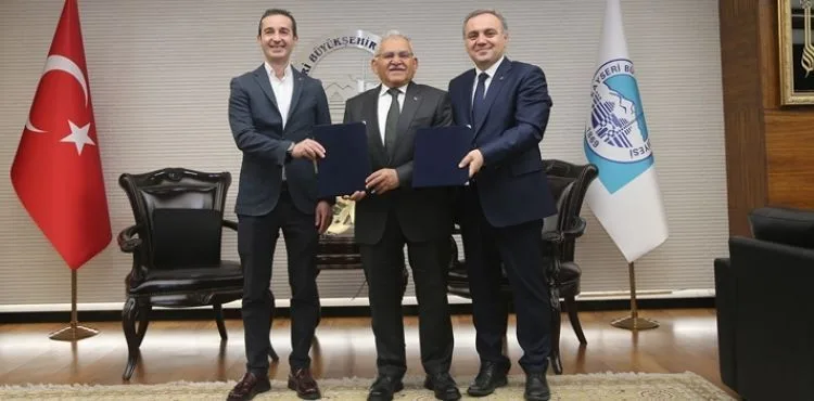 BAŞKAN BÜYÜKKILIÇ VE REKTÖR ALTUN, SİMÜLASYON MERKEZİ İÇİN İMZALARI ATTI