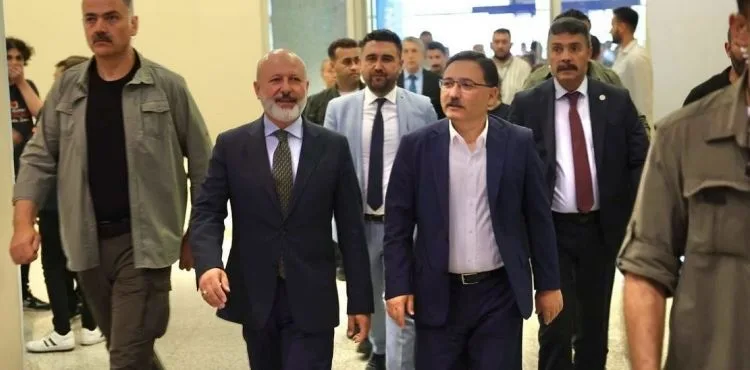 Vali Çiçek: “Kocasinan’a teknolojide gelişen, üreten ve bir an önce o an gelsin diye beklenen bir KOCAFEST var”