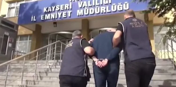 Kesinleşmiş hapis cezası bulunan 5 FETÖ üyesi tutuklandı