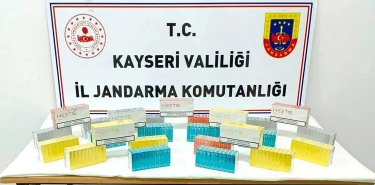 30 bin lira değerinde kaçak elektronik sigara kartuşu ele geçirildi