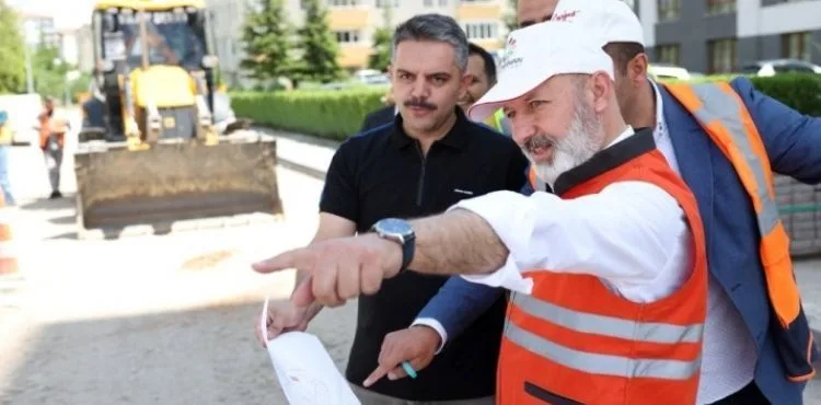 BAŞKAN ÇOLAKBAYRAKDAR, “KENTSEL DÖNÜŞÜMLE MODERNLEŞEN SEYRANİ, DAHA DA GÜZEL OLACAK!”