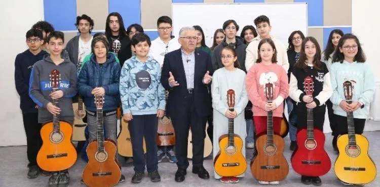 Büyükşehir Sanat Akademisi Yaz Kursları İçin Kayıtlar Başlıyor