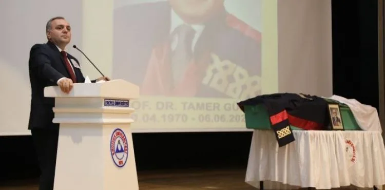 ERÜ’de Vefat Eden Öğretim Üyesi Prof. Dr. Tamer Güneş İçin Tören Düzenledi