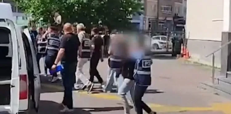 Çeşitli suçlardan aranan 14 şahıs yakalandı