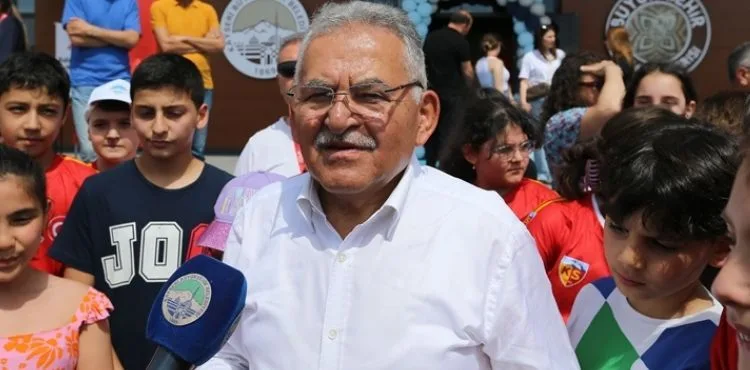 BAŞKAN BÜYÜKKILIÇ: “SANAT MERKEZİ DOLUP TAŞIYOR”