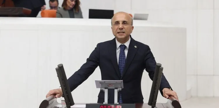 CHP’li Aşkın Genç, Kayseri’de düşen eğitim uçağını Meclis gündemine taşıdı