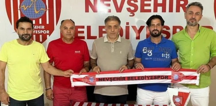 Kayserili Hakan Ertürk, Nevşehir Belediyespor’un yeni teknik direktörü oldu