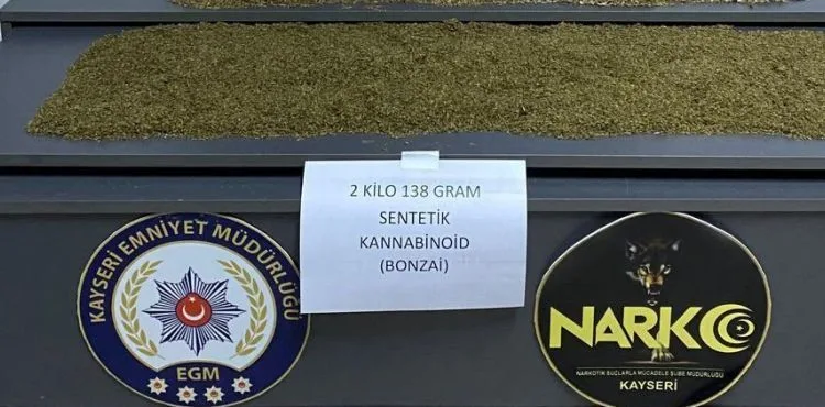 Uyuşturucu madde ticaretinden 3 kişi yakalandı