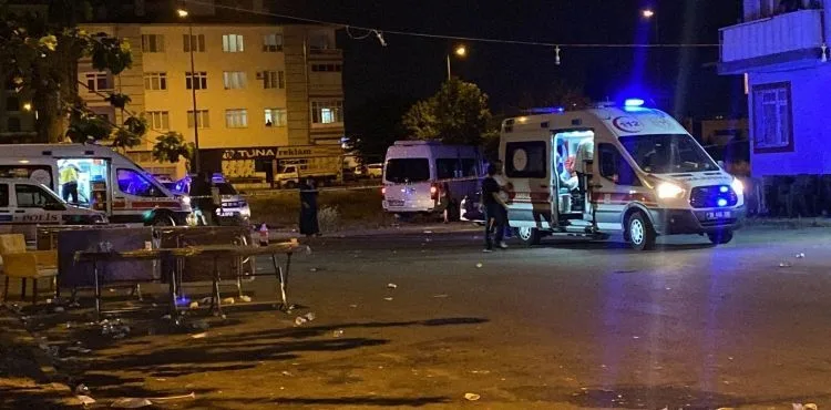 Düğünde çıkan silahlı kavgada 4 kişi yaralandı
