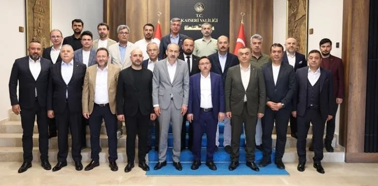GÜLSOY : “KAYSERİ İŞ DÜNYASI OLARAK DEVLETİMİZİN VE GÜVENLİK GÜÇLERİMİZİN YANINDAYIZ”