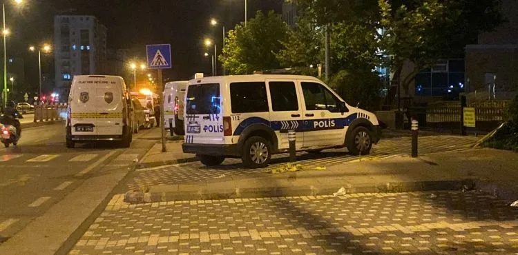 Bir kişi aracın içinde ölü bulundu