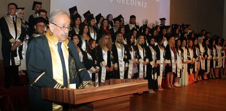 NNYÜ PSİKOLOJİ BÖLÜMÜNDE MEZUNİYET