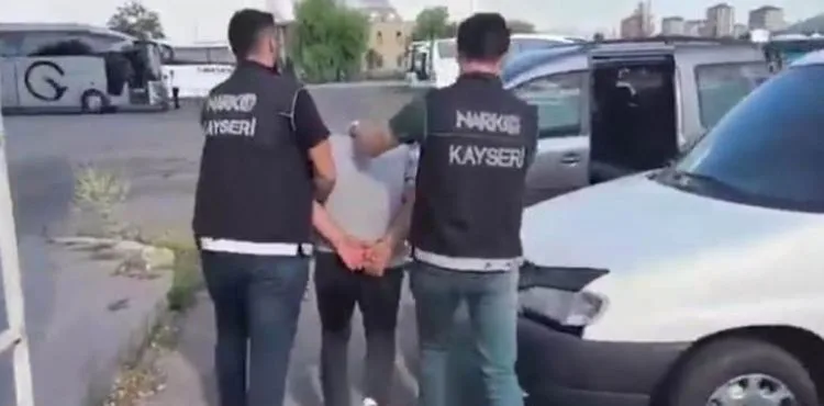Narkotik operasyonunda 6 kilogram uyuşturucu madde ele geçirildi