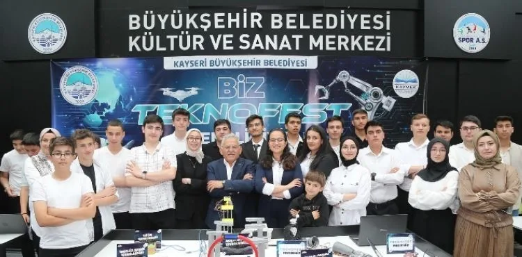 KAYMEK GENÇLİK MERKEZLERİ’NDEN YKS’DE “BÜYÜK” BAŞARI