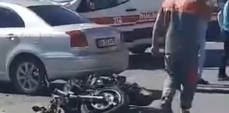 Otomobil ile motosiklet çarpıştı: 1 yaralı
